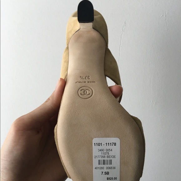 Chanel heels - Picture 2 of 5